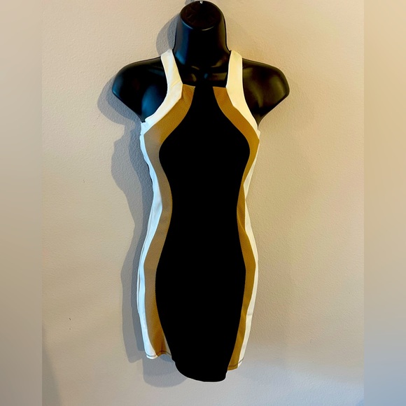 Guess Color Block Dress SUPER lucky dress wore to a wedding & then got engaged!! - Picture 2 of 9